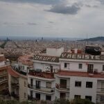 El edificio okupado 'Los Blokes Fantasma', a 18 de mayo de 2023, en Barcelona, Catalunya (Espa&ntilde;a). El 42% de las okupaciones que se registran en Espa&ntilde;a se localizan en Catalu&ntilde;a, siendo Barcelona la provincia con m&aacute;s viviendas allanadas. Los pasados d&iacute;as 9 y 11 de mayo se produjeron varias protestas de vecinos contra unos 150 okupas que viven en los inmuebles de &lsquo;El Kubo&iacute; y &lsquo;La Ru&iuml;na', situados en la plaza Bonanova de la ciudad condal. 