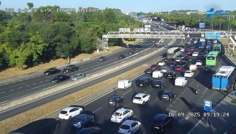 MADRID.-La DGT condiciona el uso de carril VAO por parte de los vehículos 0 emisiones, ECO, C o B a la situación del tráfico