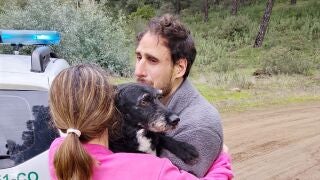 El perro Boro es capturado tras más de tres días extraviado en el lugar del accidente ferroviario.REMITIDA / HANDOUT por INFOCAFotografía remitida a medios de comunicación exclusivamente para ilustrar la noticia a la que hace referencia la imagen, y citando la procedencia de la imagen en la firma22/01/2026