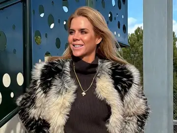 El look de Amelia Bono. El look de Amelia Bono.