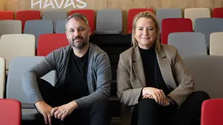 Jesús Rasines. Chief Creative Officer y Carmen Fernández de Alarcón Jesús Rasines. Chief Creative Officer y Carmen Fernández de Alarcón