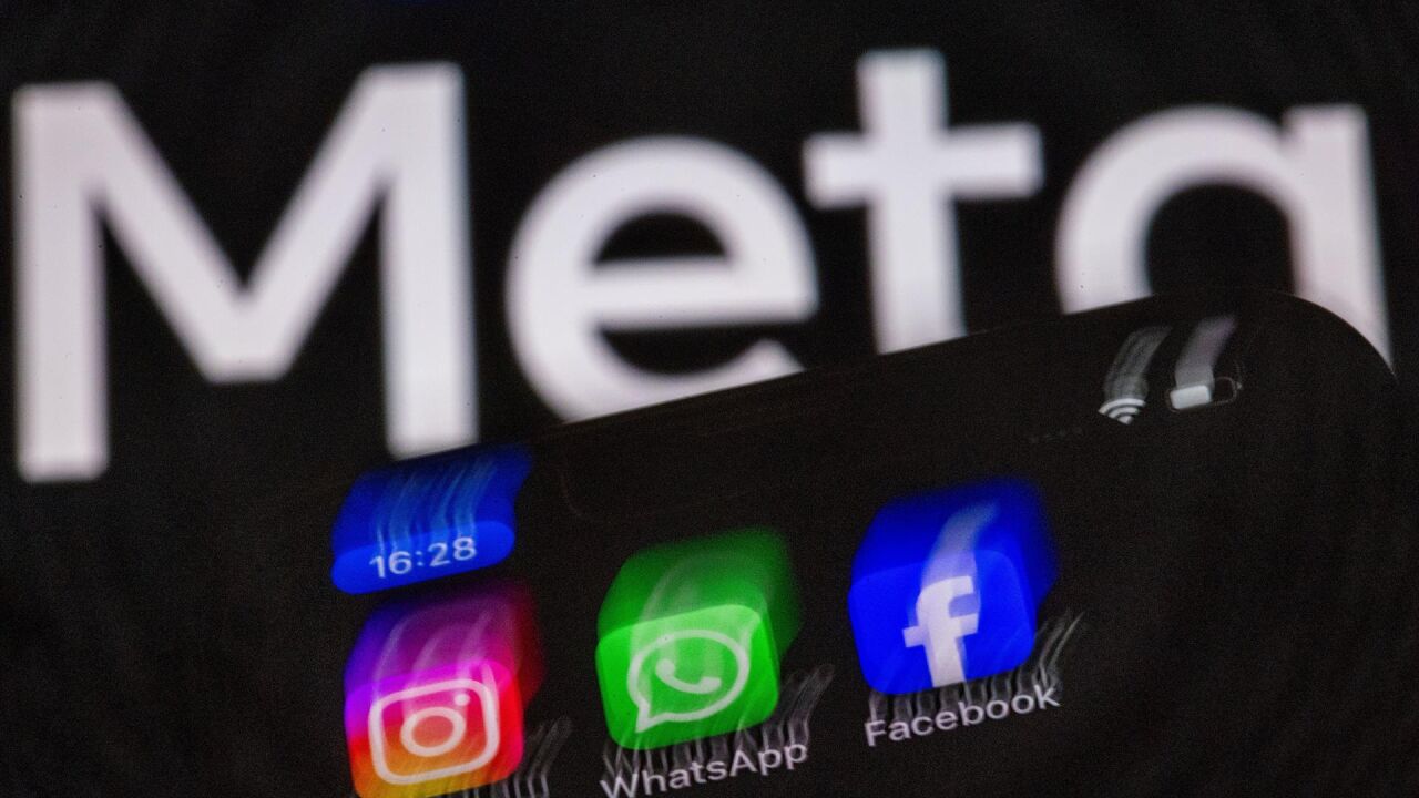 Social Media's Impact on Teen Mental Health: A Growing Crisis - News Directory 3