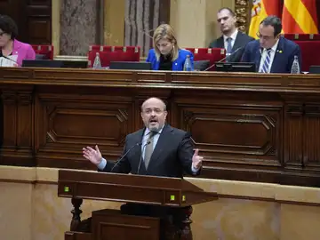 Alejandro Fernández, líder del PP catalán, asegura que ahora tiene "sintonía absoluta" con Feijóo Alejandro Fernández, líder del PP catalán, asegura que ahora tiene "sintonía absoluta" con Feijóo