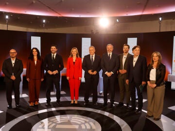 Los momentos clave de las elecciones en Arag&oacute;n: horario de los colegios, primeros sondeos y resultados