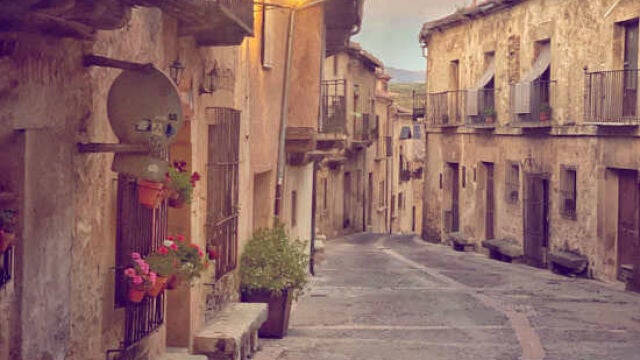Calles y viviendas de la localidad segoviana de Pedraza