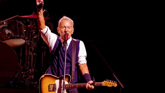 Bruce Springsteen cantando contra el ICE, Trump y su "Estado del terror" en su nuevo tema, "Streets of Minneapolis"