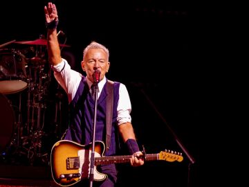 Bruce Springsteen cantando contra el ICE, Trump y su "Estado del terror" en su nuevo tema, "Streets of Minneapolis"