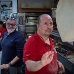 Vesuvio, la pizzer&iacute;a tradicional m&aacute;s antigua de Madrid, cumple 45 a&ntilde;os. Entrevista con Oli Zingale&copy; Alberto R