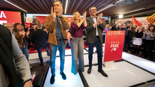 Una mujer revienta el mitin de Pedro Sánchez en Teruel al grito de ...