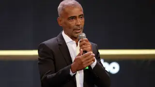 Presentación de la Copa de las Leyendas AME1265. RíO DE JANEIRO (BRASIL), 02/02/2026.- El exjugador brasileño Romário de Souza Faria habla en la presentación de la Copa de las Leyendas este lunes, en la casa de espectáculos Roxy, en Río de Janeiro (Brasil). EFE/ Antonio Lacerda