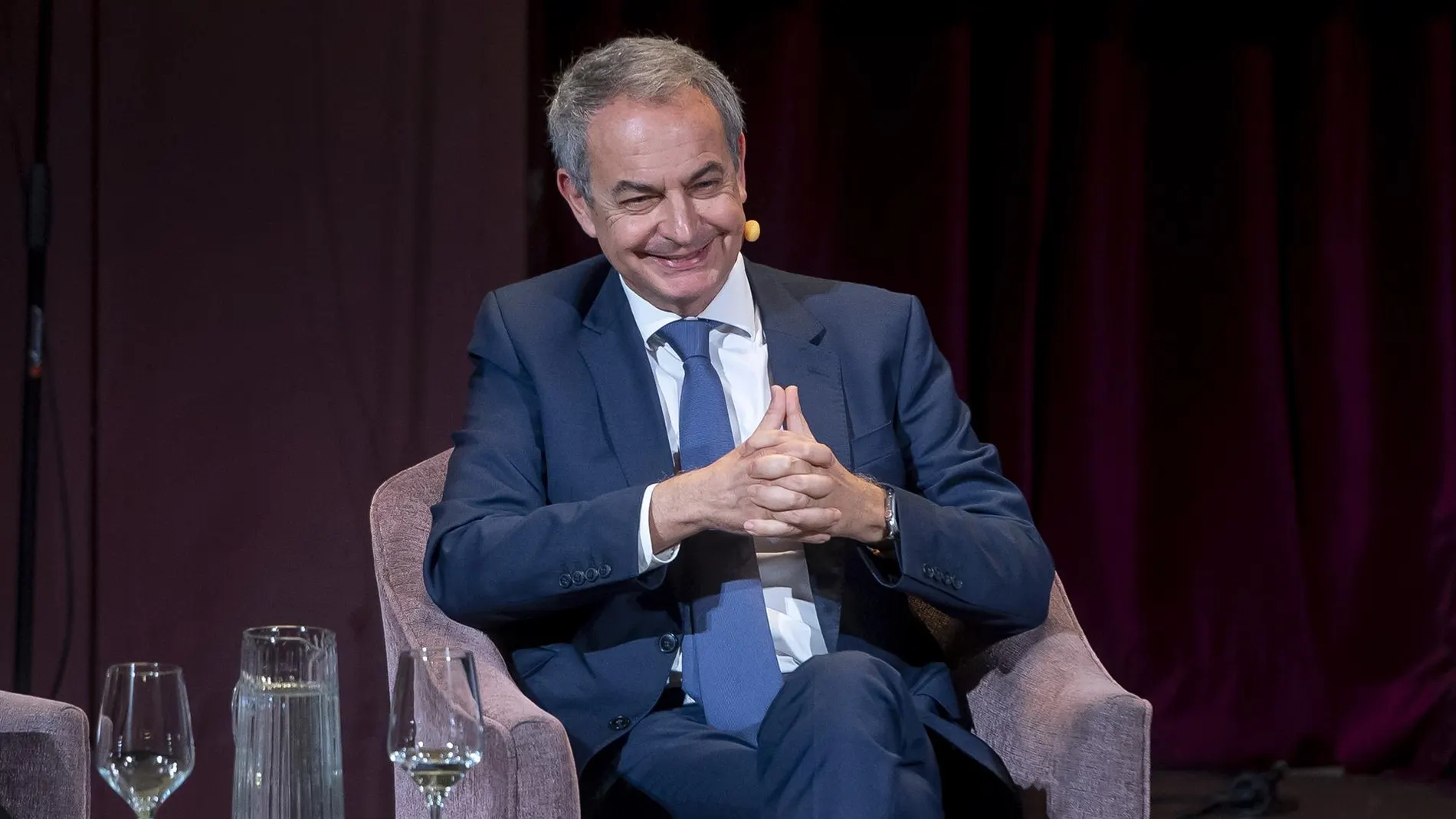 Zapatero niega estar vinculado con el rescate de Plus Ultra y defiende que su trabajo es "conforme a la legalidad"