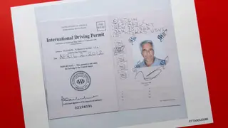 Imagen del permiso internacional de conducir de Jeffrey Epstein A document that was included in the U.S. Department of Justice release of the Jeffrey Epstein files, photographed Wednesday, Feb. 4, 2026, shows an April 2012 International Driving Permit for Epstein. (AP Photo/Jon Elswick)