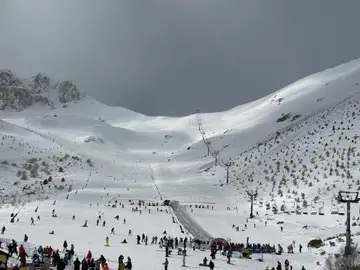 Las estaciones San Isidro y Valle Laciana- Leitariegos en León reciben más de 8.500 visitantes el fin de semana Las estaciones San Isidro y Valle Laciana- Leitariegos en León reciben más de 8.500 visitantes el fin de semanaREMITIDA / HANDOUT por DIPUTACIÓN DE LEÓNFotografía remitida a medios de comunicación exclusivamente para ilustrar la noticia a la que hace referencia la imagen, y citando la procedencia de la imagen en la firma08/02/2026