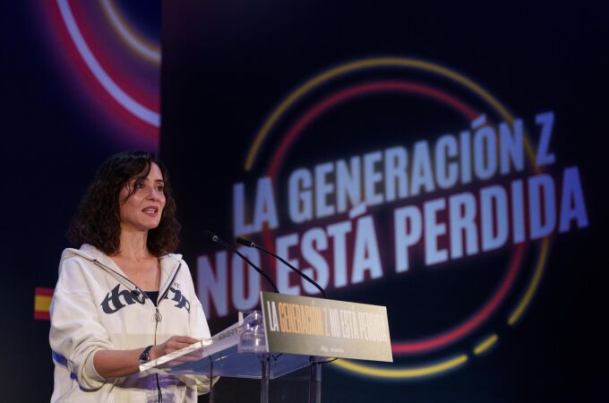 La mofa de Ayuso contra el Gobierno en vivienda: “Quien sueñe con un 155 para Madrid le pronostico una mala rima”