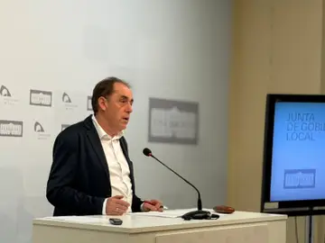 El presidente de la Diputación de Soria, Benito Serrano, explica los acuerdos de la Junta de Gobierno El presidente de la Diputación de Soria, Benito Serrano, explica los acuerdos de la Junta de Gobierno