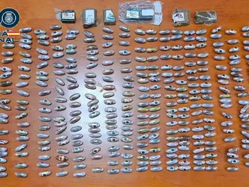 Detenido un okupa con 5 kilos de hachís encima que aprovechó que el propietario salió a llevar a su madre al hospital Detenido un okupa con 5 kilos de hachís encima que aprovechó que el propietario salió a llevar a su madre al hospital