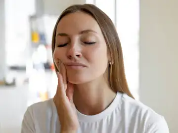 NI refrescos ni zumos: estos son los alimentos que debes evitar para acabar con la sensación de frío en los dientes NI refrescos ni zumos: estos son los alimentos que debes evitar para acabar con la sensación de frío en los dientes