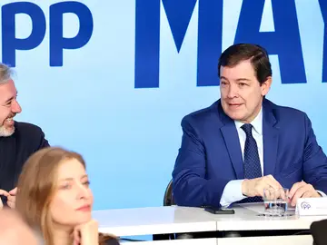 Mañueco, junto a Azcón, participa en la Junta directiva del PP presidida por Feijóo Mañueco, junto a Azcón, participa en la Junta directiva del PP presidida por Feijóo