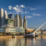 Buenos Aires, Puerto Madero, puente de la Mujer. Argentina
