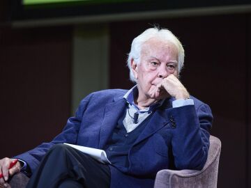 Felipe Gonz&aacute;lez reprocha falta total de autocr&iacute;tica del PSOE tras las derrotas y votar&aacute; en blanco en las generales