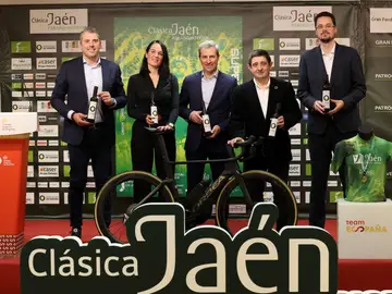 Presentació de la Clásica Jaén Paraíso Interior de ciclismo Presentació de la Clásica Jaén Paraíso Interior de ciclismo REMITIDA / HANDOUT por DIPUTACIÓN DE JAÉN Fotografía remitida a medios de comunicación exclusivamente para ilustrar la noticia a la que hace referencia la imagen, y citando la procedencia de la imagen en la firma 10/02/2026
