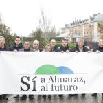 Los quince alcaldes firmantes de la carta entregada en La Moncloa