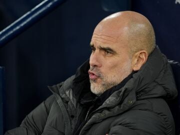 11 February 2026, United Kingdom, Manchester: Manchester City manager Pep Guardiola reacts during the English Premier League soccer match between Manchester City and Fulham at the Etihad Stadium. Photo: Martin Rickett/PA Wire/dpa 11/02/2026 ONLY FOR USE IN SPAIN