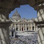 El Vaticano propone a los Lefebvrianos un "di&aacute;logo teol&oacute;gico" si suspenden la ordenaci&oacute;n de obispos sin mandato del Papa