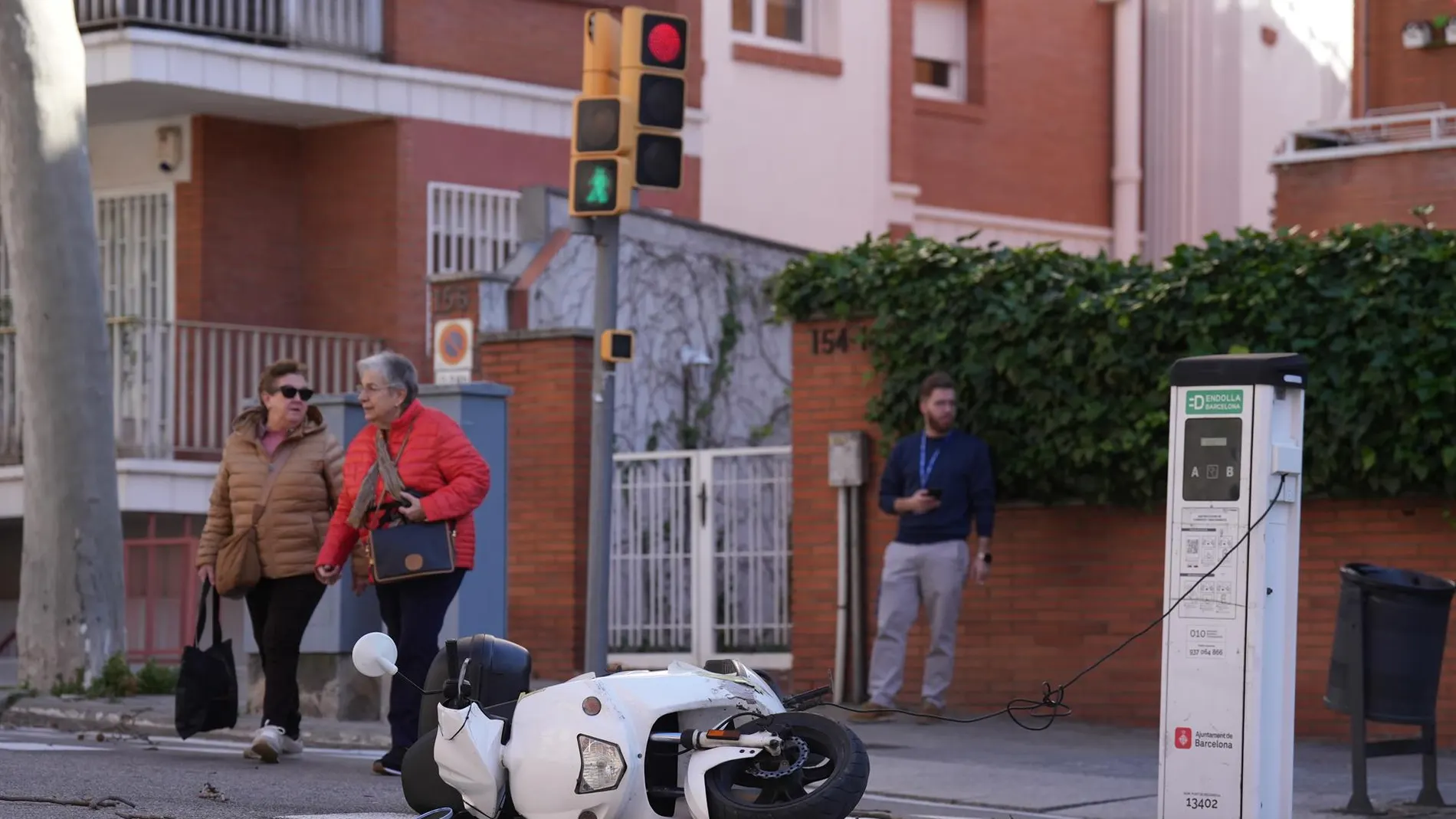 Un herido grave en Sant Pau de Segúries (Girona) por la caída de un muro a causa del viento