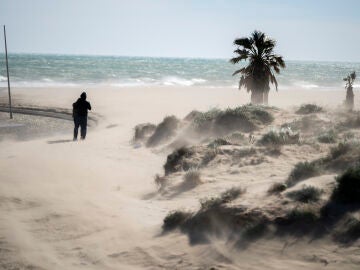 Los avisos de la Aemet se ampl&iacute;an a todas las comunidades; Castell&oacute;n en 'rojo' por viento