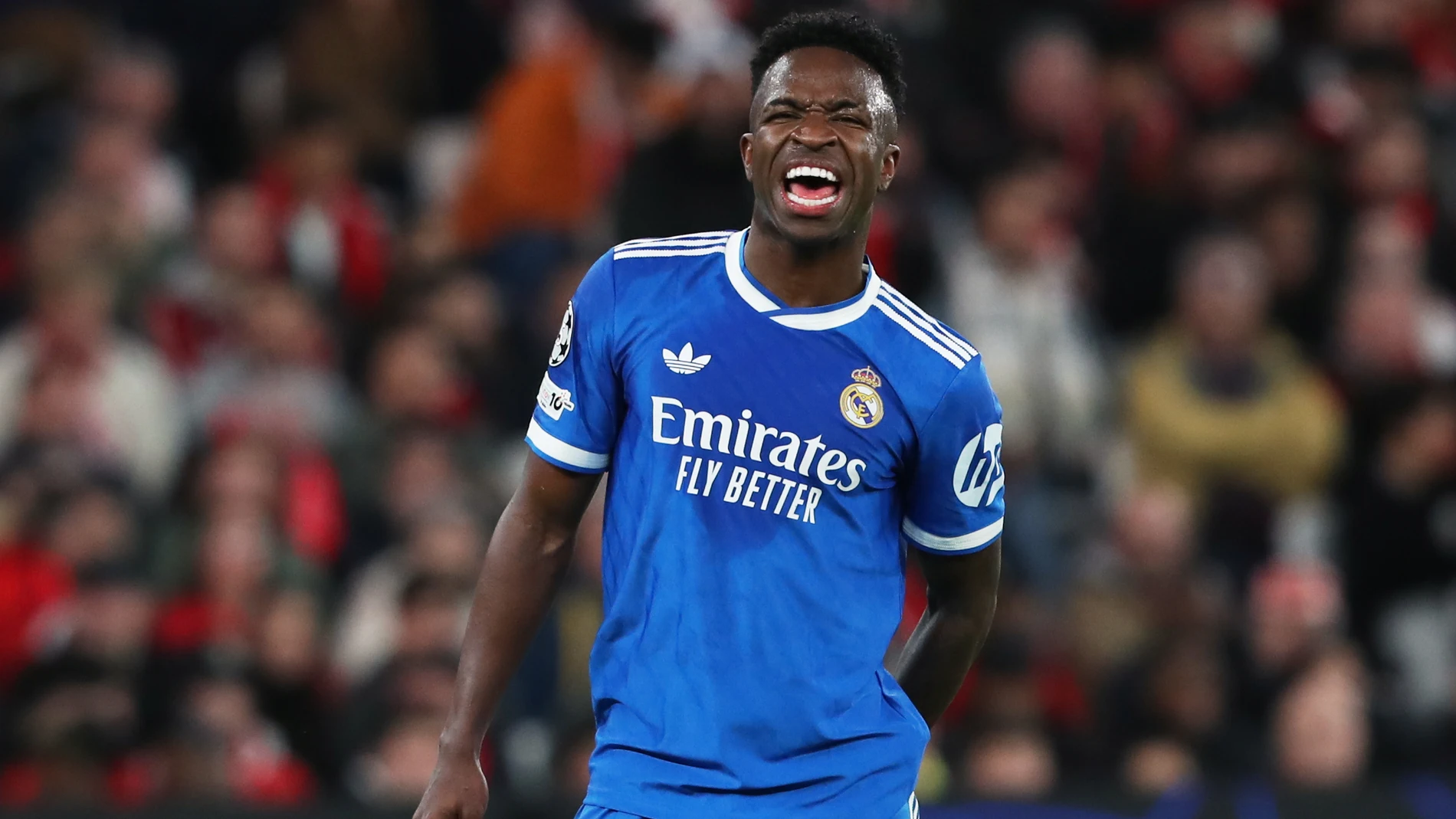 Real Madrid's Vinicius Junior reacts during a Champions League opening phase soccer match between SL Benfica and Real Madrid in Lisbon, Portugal, Tuesday, Feb. 17, 2026. (AP Photo/Pedro Rocha)