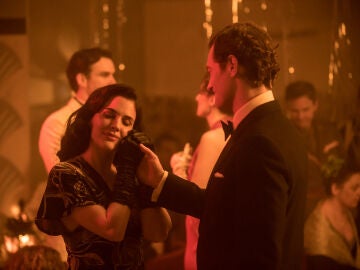 Adem&aacute;s de Adriana Ugarte, el reparto recupera a int&eacute;rpretes como Peter Vives o Rub&eacute;n Cortada