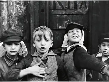 Helen Levitt, la fotógrafa que no debe gustar a Donald Trump Helen Levitt, la fotógrafa que no debe gustar a Donald Trump