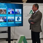 El delegado del Gobierno andaluz, Ricardo Sánchez, dio a conocer las 'Banderas de Andalucía' de 2026 por el 28F en lo que a la provincia de Sevilla se refiere