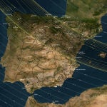 &Aacute;rea de la banda de totalidad, donde el eclipse solar total se podr&aacute; ver &iacute;ntegramente; en los territorios fuera de esa zona, se ver&aacute; como parcial  