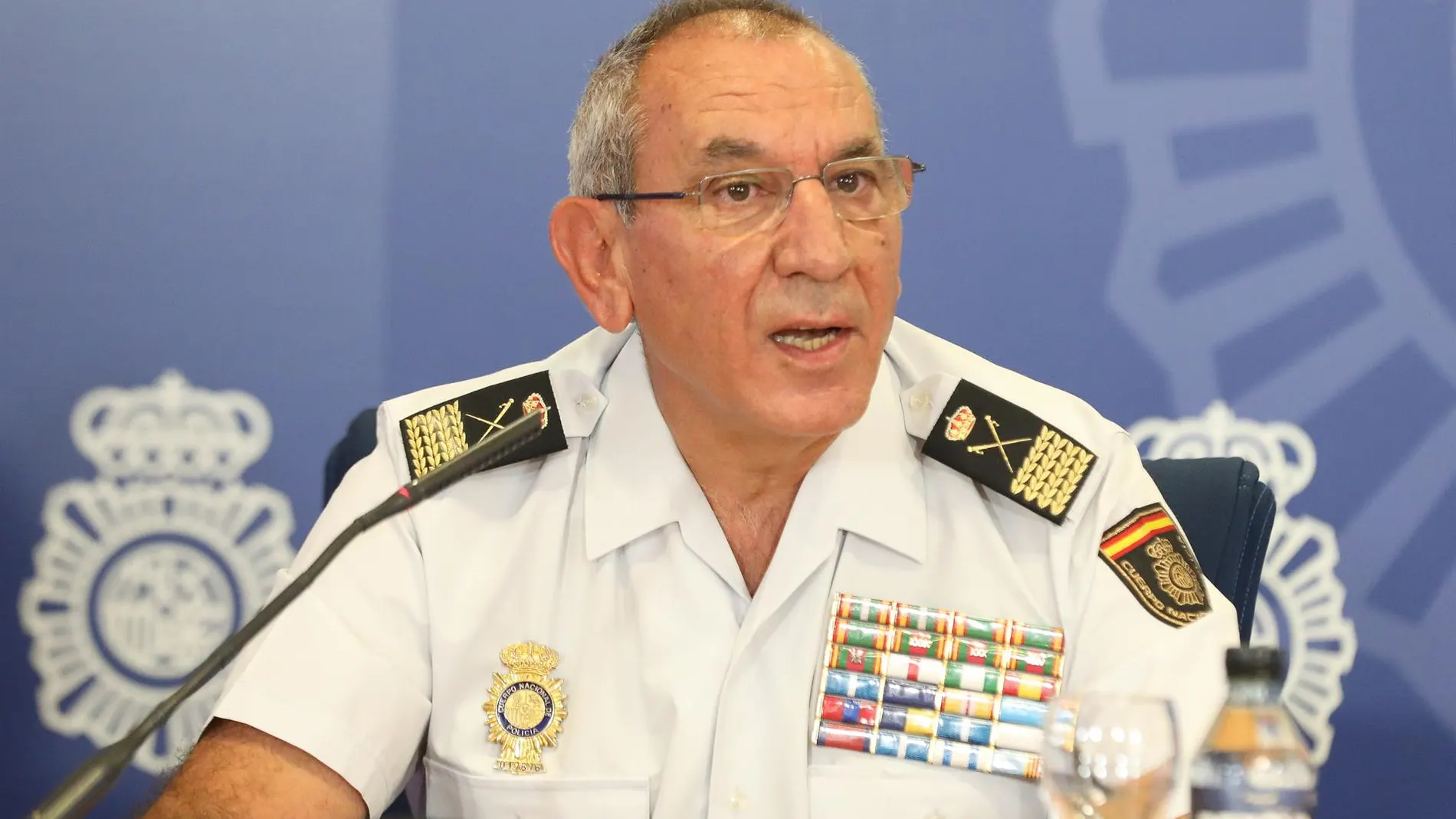 VÍDEO: El DAO de la Policía presenta su dimisión tras la querella por una presunta agresión sexual