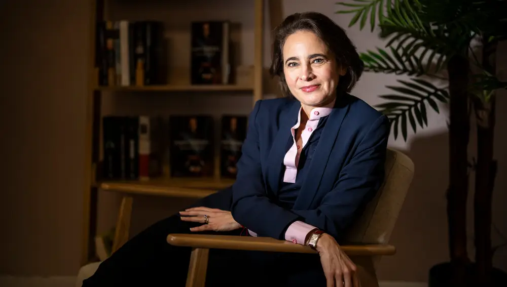 Entrevista a Laurence Debray, ha escrito las memorias del Rey Juan Carlos. David Jar