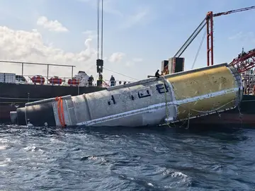 China logra recuperar por primera vez el propulsor del cohete Long March 10. China logra recuperar por primera vez el propulsor del cohete Long March 10.