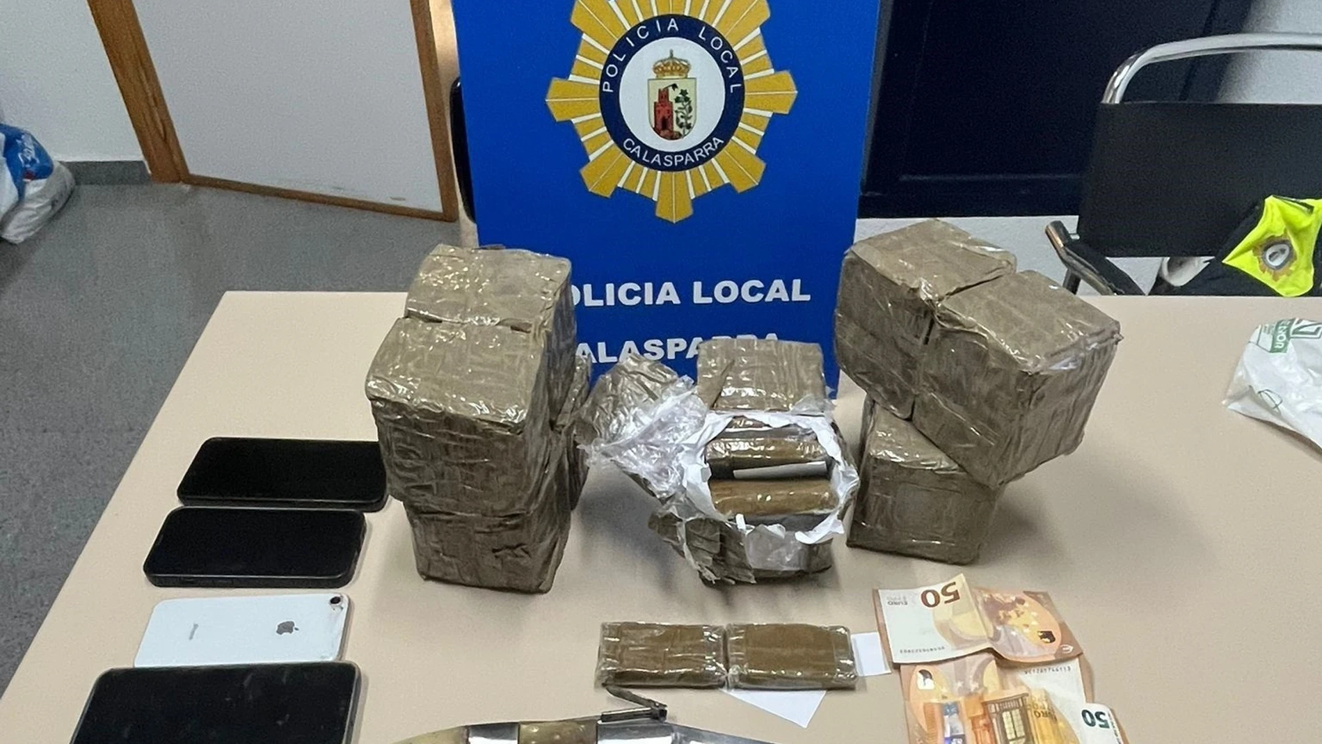 Incautado el mayor alijo de hachís intervenido en el Noroeste de la Región de Murcia