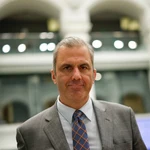 Javier Ortega Smith, durante un pleno extraordinario del Ayuntamiento de Madrid