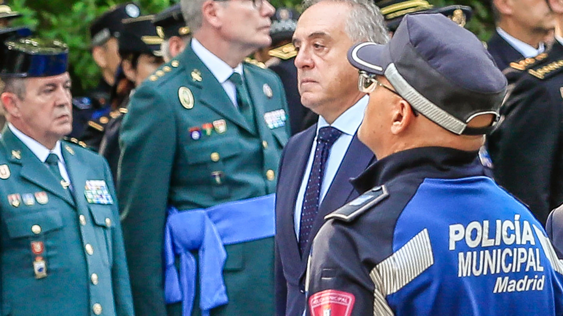 MADRID, 19/02/2026.- Fotografía de archivo del 27/06/2023, del director general de la Policía Municipal, Pablo Enrique Domingo (c), que el Ayuntamiento de Madrid ha cesado este jueves, cuyo cargo ocupará Antonio Domingo Ayuso, Subdirector General de Coordinación y Planificación en Ayuntamiento de Madrid, una "persona de casa". Así lo ha trasladado esta mañana la vicealcaldesa de Madrid, Inma Sanz, durante la rueda de prensa celebrada tras la Junta de Gobierno, donde ha dicho que terminaba una...