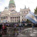 Econom&iacute;a.- Arranca en Argentina la huelga general contra la reforma laboral, la cuarta contra el Gobierno de Milei