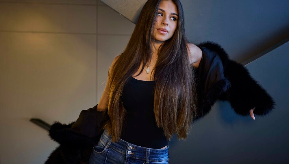 Daniela Blasco (20 años), cantante: 