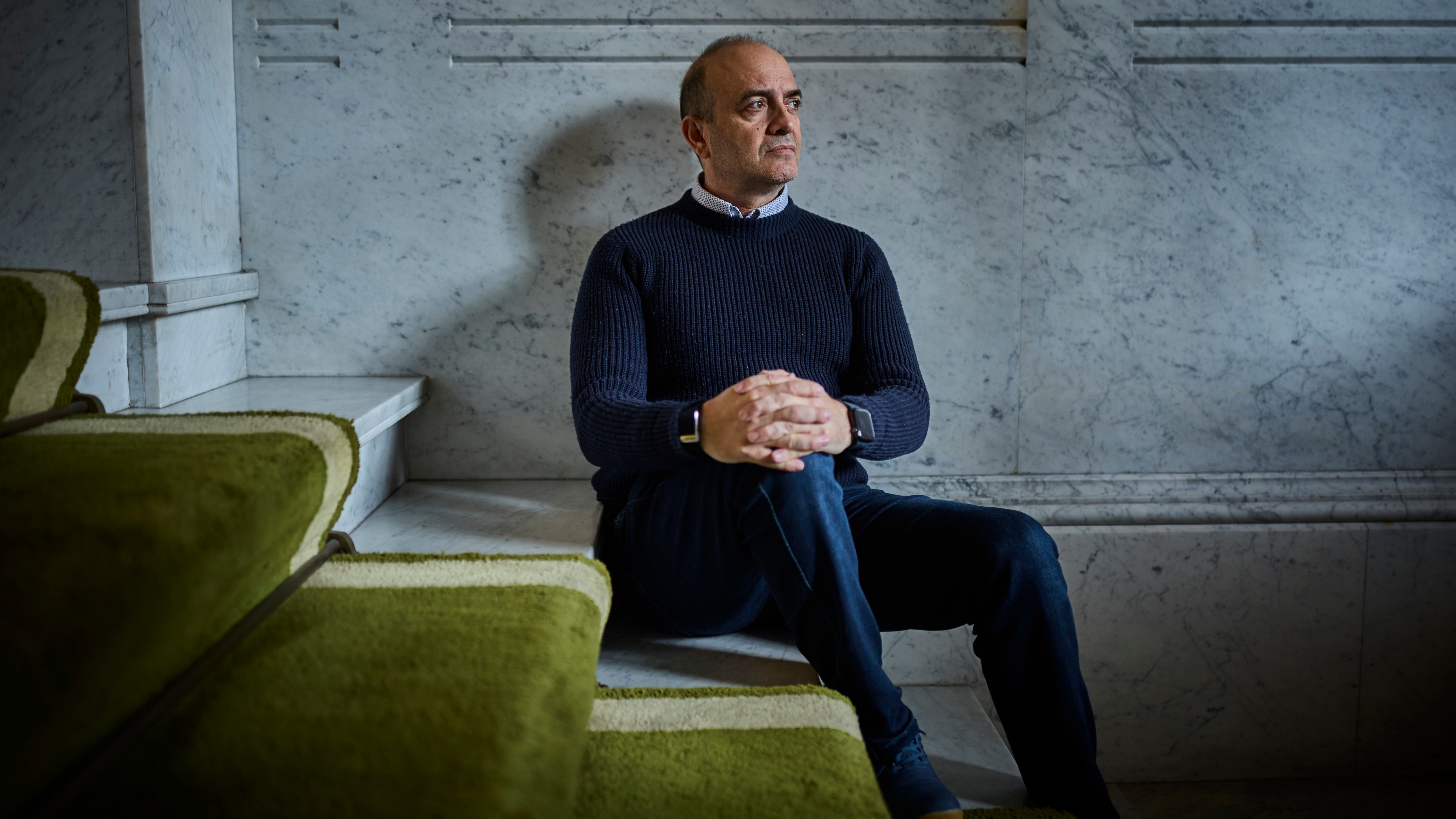 Omar Hatamleh : « Sólo una fracción de la población tendrá trabajo ; el resto lo asumirá la IA »