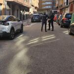 Agentes de la Polic&iacute;a Nacional en el lugar de la agresi&oacute;n