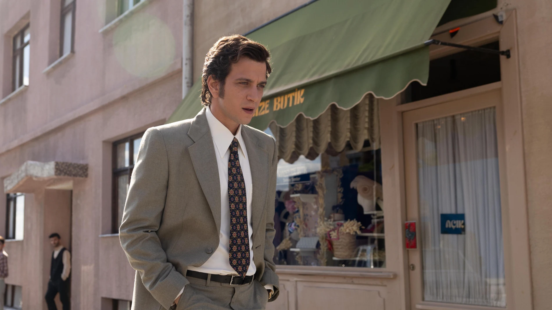 Paşalı interpreta a Kemal, el protagonista de 'El museo de la inocencia' el drama turco que arrasa en Netflix