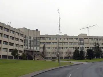 El CNI busca talento más allá del espionaje: estos son los perfiles y requisitos para trabajar en el servicio de inteligencia español El CNI busca talento más allá del espionaje: estos son los perfiles y requisitos para trabajar en el servicio de inteligencia español