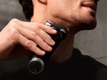 Su cabezal con cinco elementos sincronizados captura más vello en menos pasadas Braun Series 9 Pro+