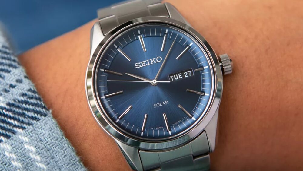 Ni automático ni smartwatch: este reloj solar tiene más sentido de lo ...