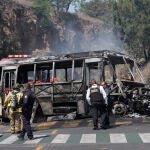 Caos y violencia en varios estados de M&eacute;xico tras muerte de El Mencho, l&iacute;der del CJNG